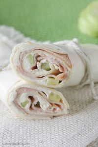 šparoge tortilje