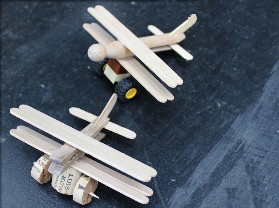 KidsChaosLolly-bi-plane-crafttwoplanes