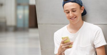 neprimjereno na društvenim mrežama