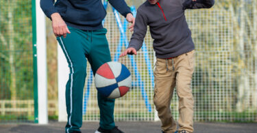 razliku između poticanja i forsiranja